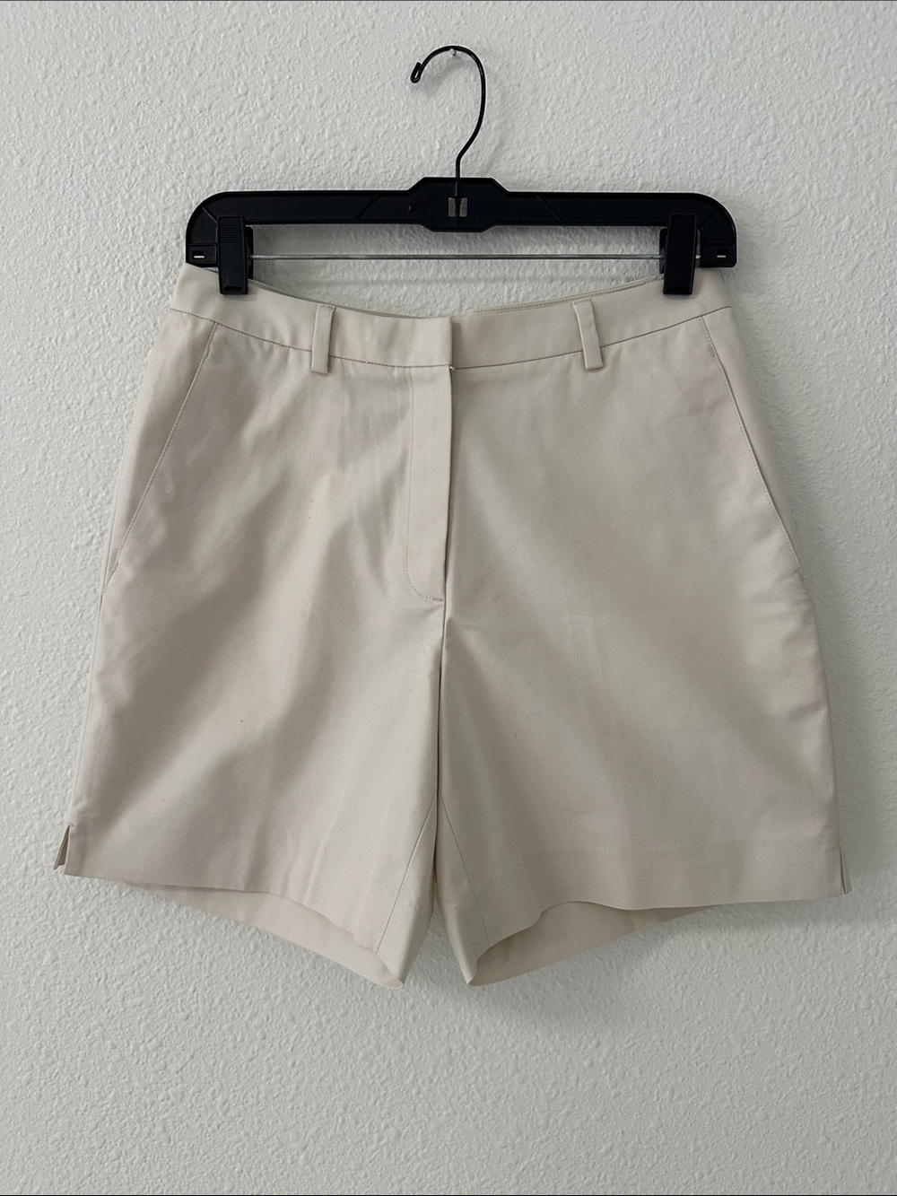 Brooks Brothers Cream Beige Tailored Women's Shorts